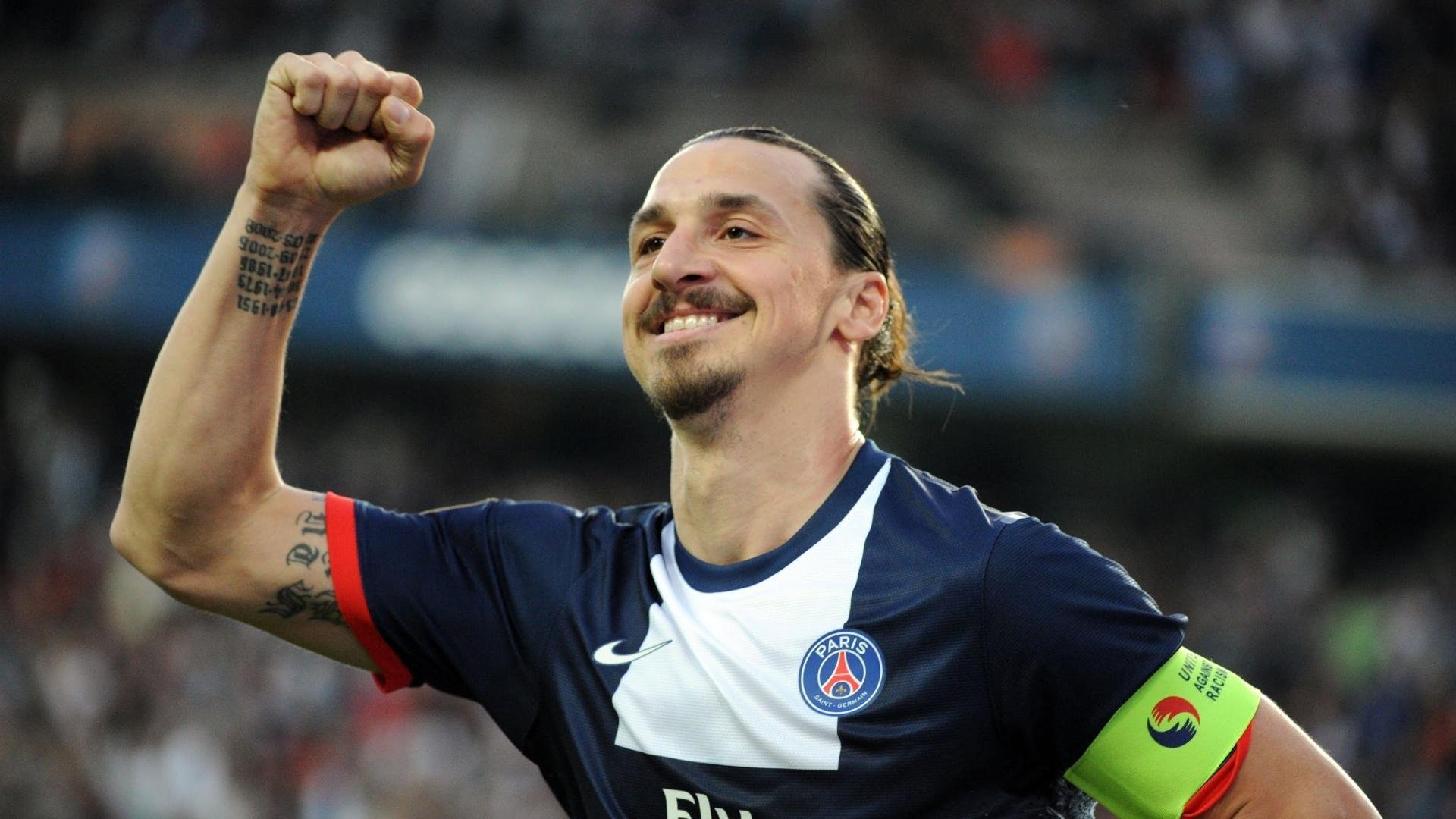 女子接力三国博弈 场面空前紧张，女子接力比赛